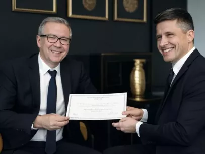 Les formalités légales d'immatriculation avec un notaire